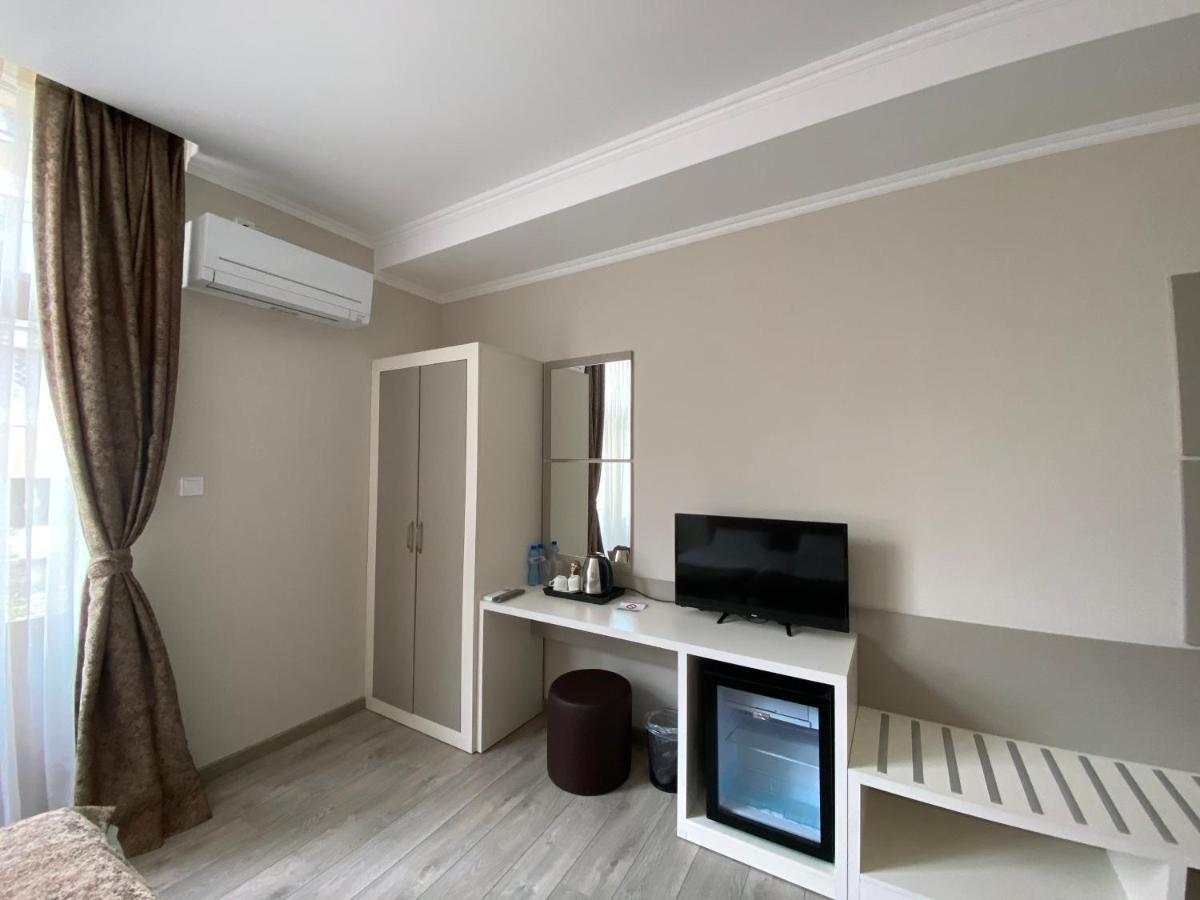 Comfort Guest Rooms 卡赞勒克 外观 照片