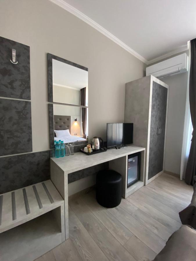 Comfort Guest Rooms 卡赞勒克 外观 照片