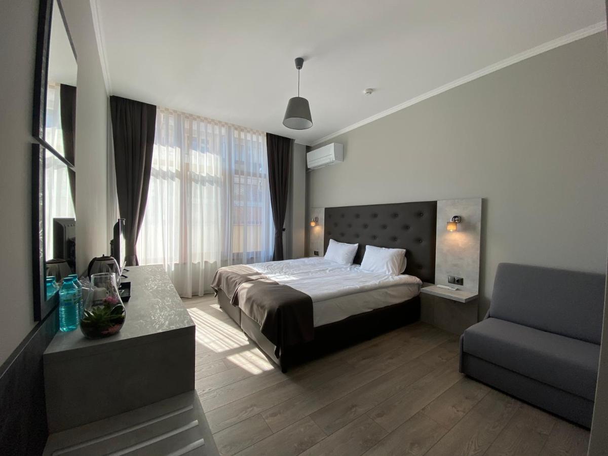 Comfort Guest Rooms 卡赞勒克 外观 照片
