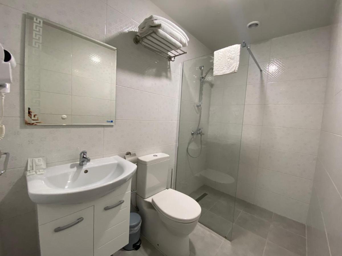 Comfort Guest Rooms 卡赞勒克 外观 照片